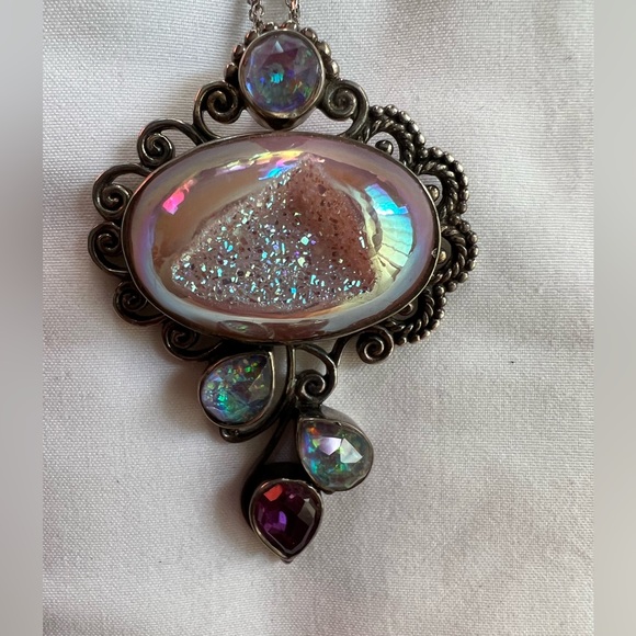 Sajen Druzy and semi precious stone necklace in SS with double chain necklace. - Picture 4 of 13